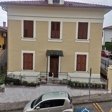 Bed Villa Ancona Bagian luar foto